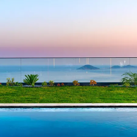 Eco Auris 1 Villa